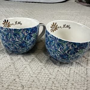 Lilly Pulitzer Set of 2 Ceramic Mugs Blue Floral Coffee/Tea with Gold Handles